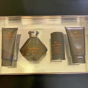 4 Piece Tommy Bahama Compass gift set